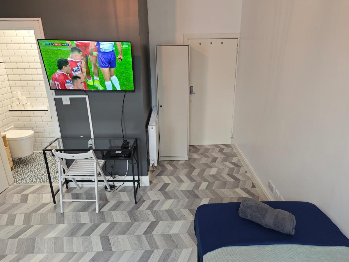 2 Bedroom 2 Bathroom Apartment In Old St - Shoreditch - Zone 1 Londýn Exteriér fotografie