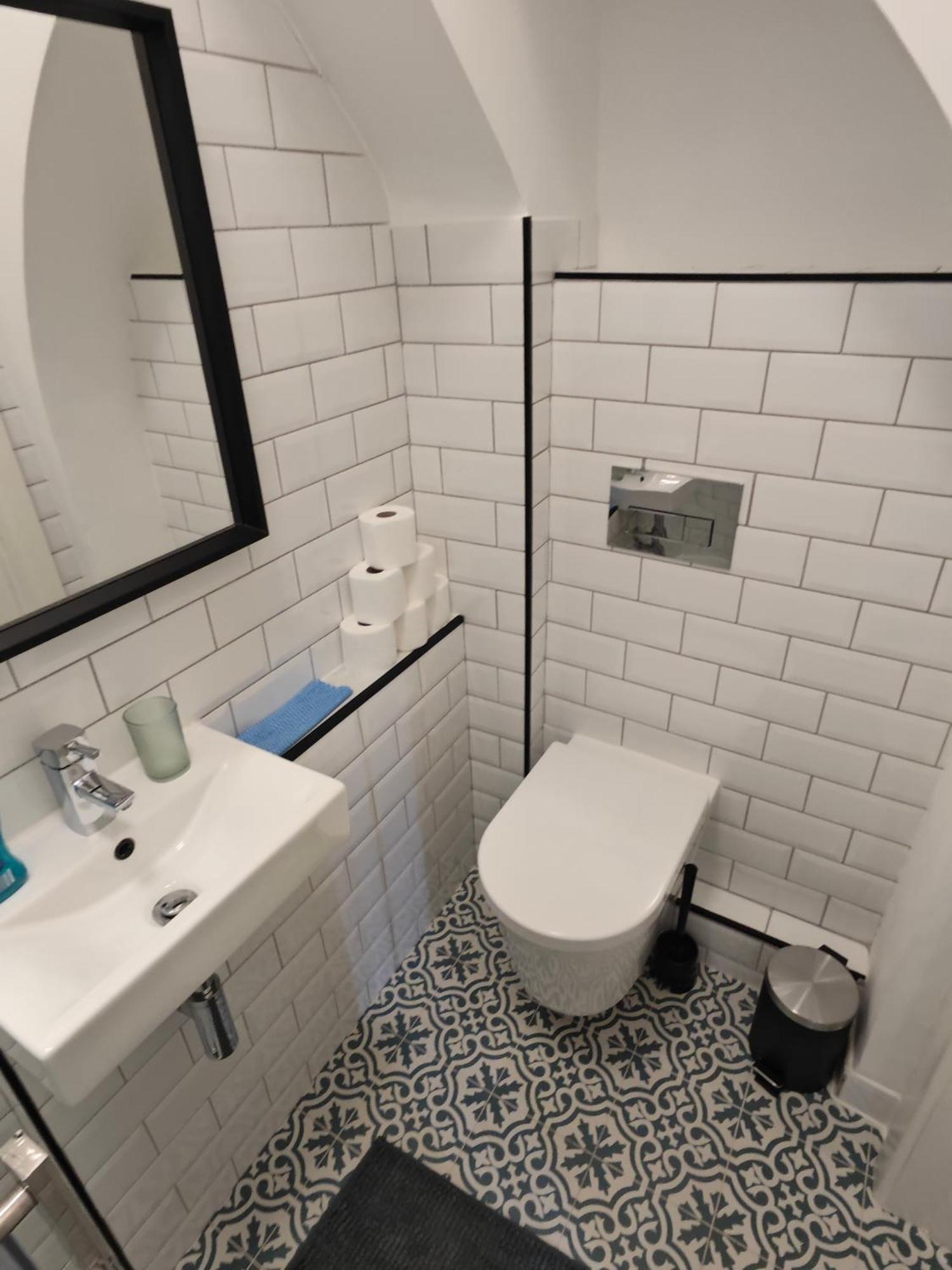 2 Bedroom 2 Bathroom Apartment In Old St - Shoreditch - Zone 1 Londýn Exteriér fotografie